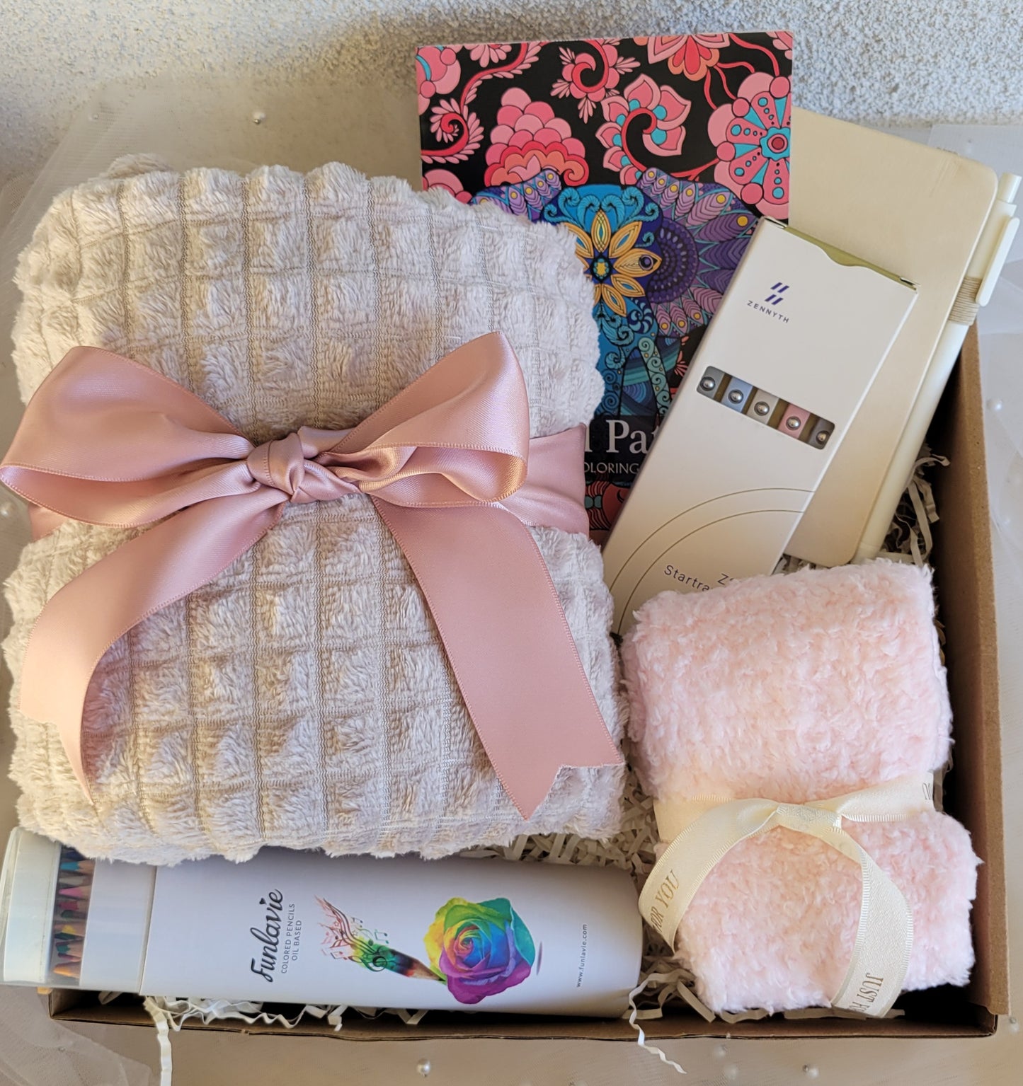 Color & Comfort Box
